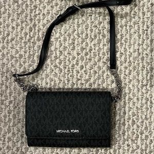 Micheal Kors Crossbody